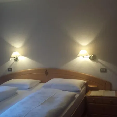 Hotel Garni Gardena - Appartments 3*