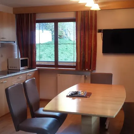 Hotel Garni Gardena - Appartments 3* Santa Cristina Val Gardena