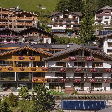 Hotel Garni Gardena - Appartments 3*
